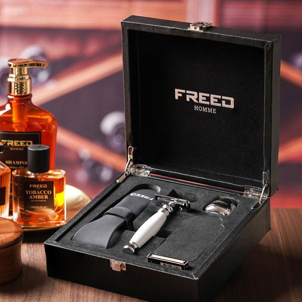 FREED 【兩週年特仕款】尊爵四件組雙刃刮鬍刀禮盒 - 珍珠白