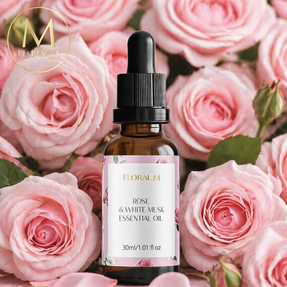FLORAL M 花藝 玫瑰白麝香空間香氛油30ml 空間香氛油 香氛精油 擴香精油 室內香氛 居家香氛 擴香油 香氛擴香 放鬆助眠 香氛油 精油香氛 芳療香氛 室內擴香 療癒香氣 香氛禮物
