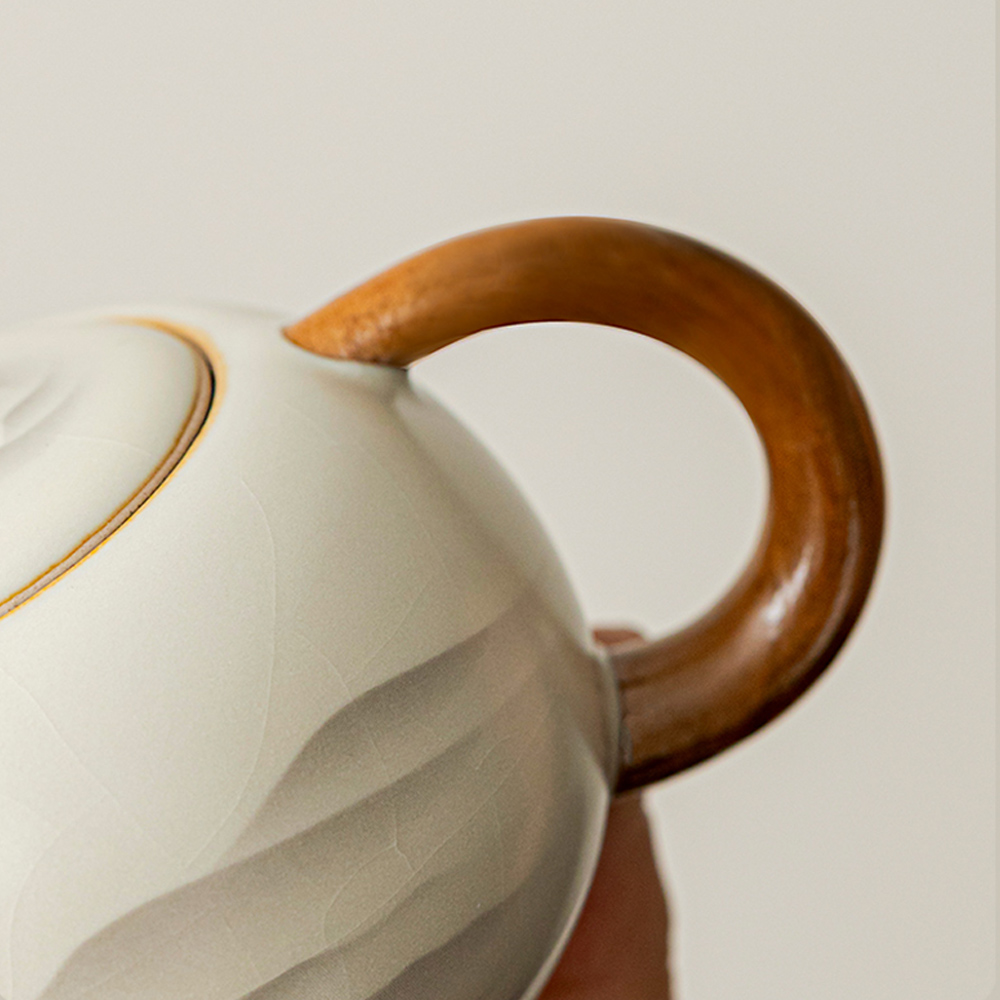 盃台・盃 木製 茶道具 古物品 l000001_1764923029.jpg