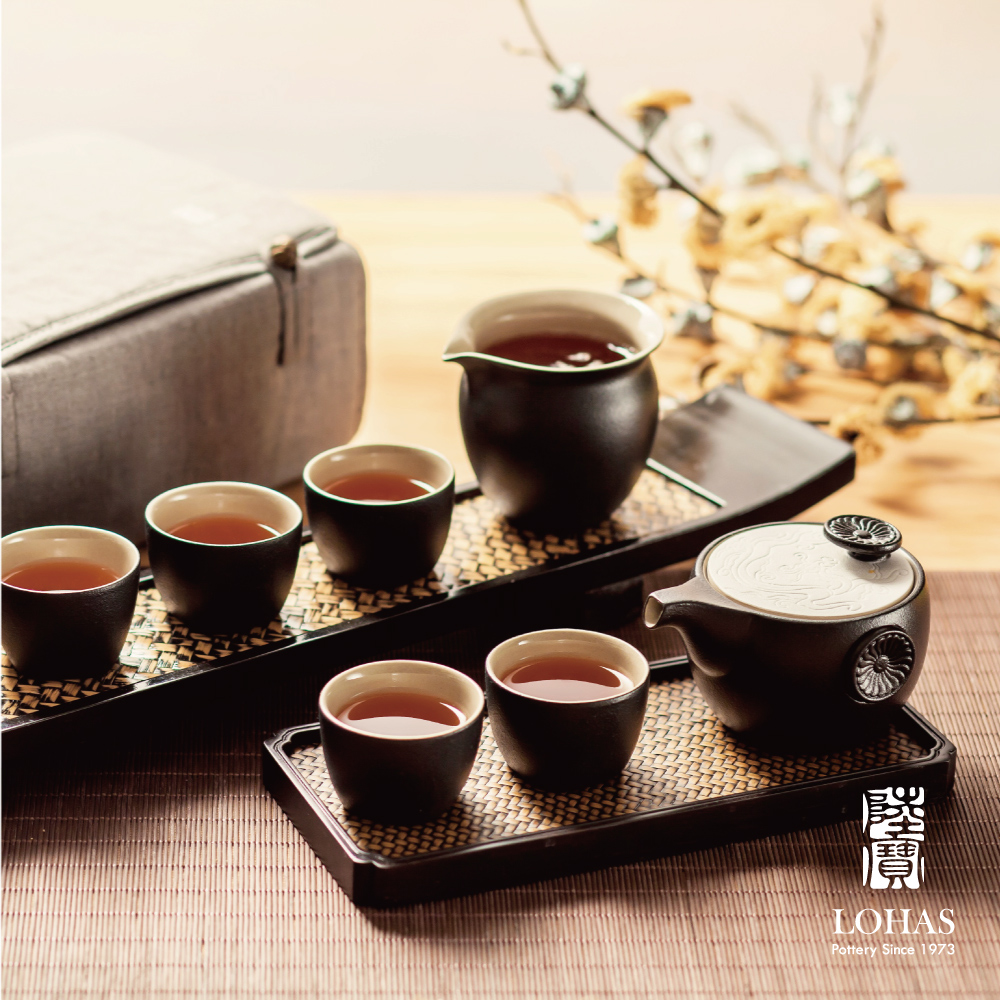 陸寶【定窯龍紋旅行茶組】 一壺一海六杯 旅行布包