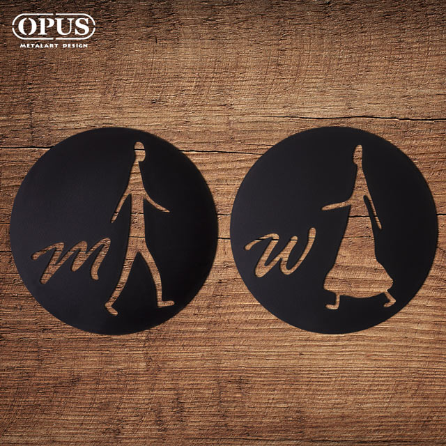 OPUS 東齊金工 廁所標示牌-圓形套組男女《邂逅》鏤空黑