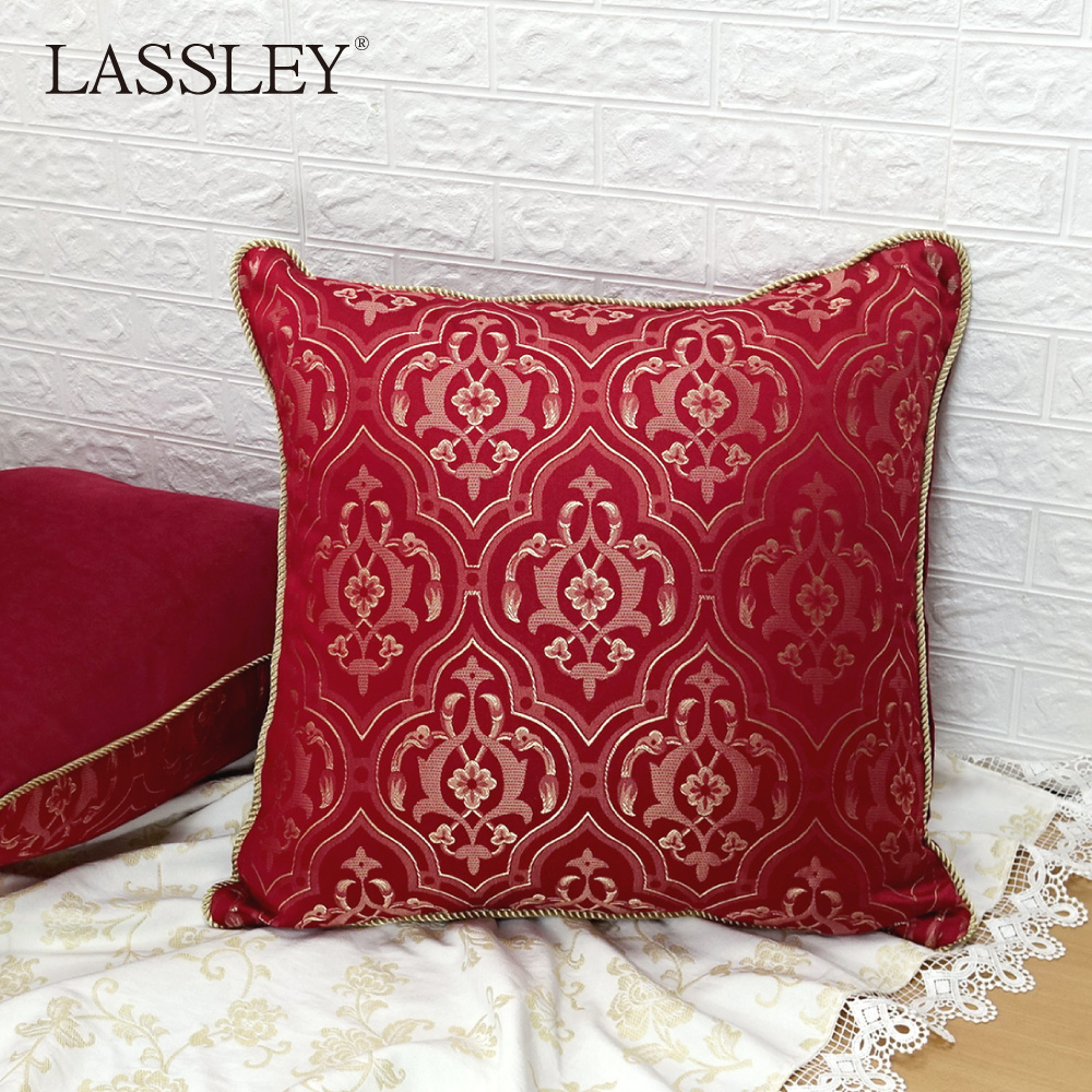 LASSLEY 蕾絲妮居家 大馬士革緹花金邊靠枕 方形65cm(台灣製造)