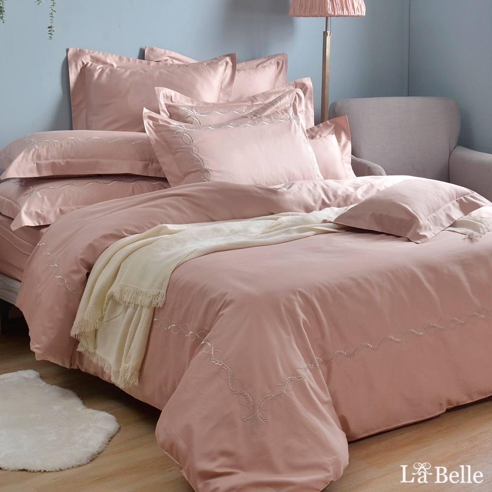 La Belle 義大利《雅仕珍藏-蘿莉粉》雙人長絨細棉刺繡四件式被套床包組