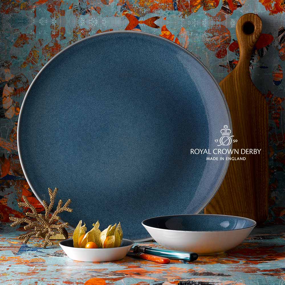 英國Royal Crown Derby-Art Glaze藝術彩釉系列-22.5CM義式餐碗-黛紫