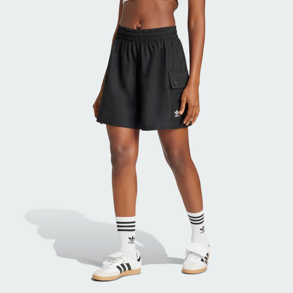 adidas 愛迪達 ESS C SHORTS 女 短褲 JD1514