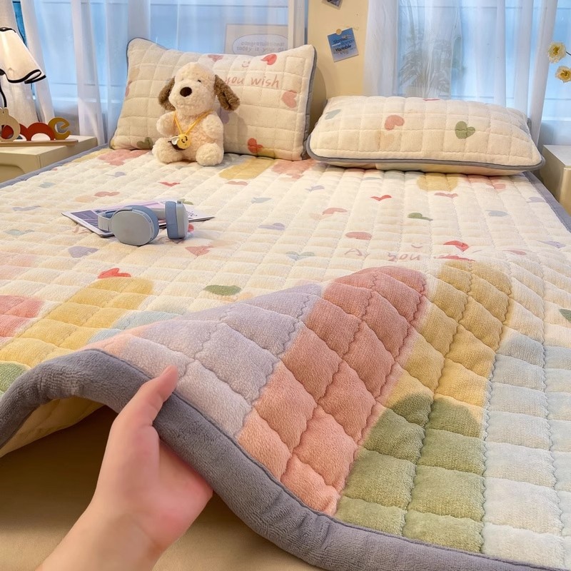 【銘利萊】A類牛奶絨床墊 冬季加絨床蓋 家用臥室軟墊珊瑚絨毯 床單墊被床褥子90*190*4CM