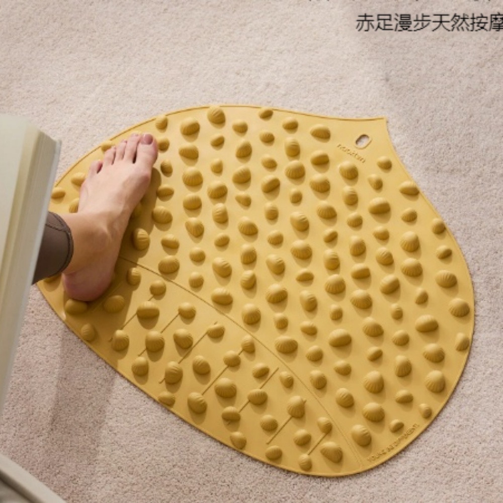 按摩墊 足底按摩墊 高低顆粒凸點設計 舒緩久站疲勞 柔軟可彎折 附掛孔易收納 多款顏色