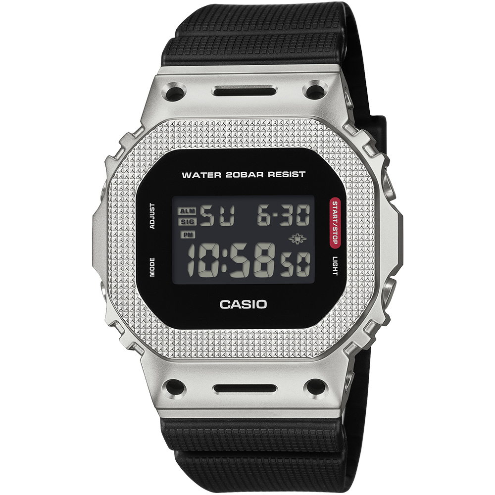 CASIO 卡西歐 G-SHOCK 極致強悍金屬經典方形計時錶/GM-5600M-1