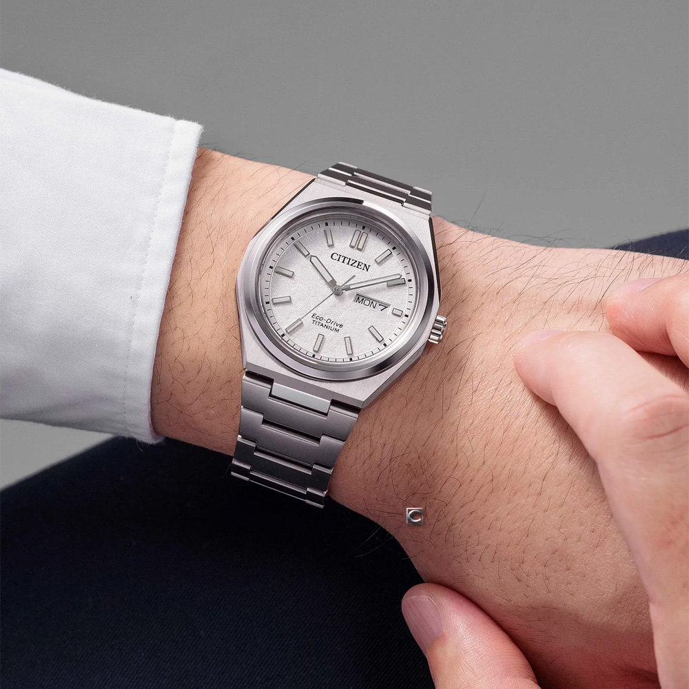 CITIZEN 星辰 Zenshin 超級鈦 光動能腕錶 男錶 手錶-AW0130-85A/白色39.5mm