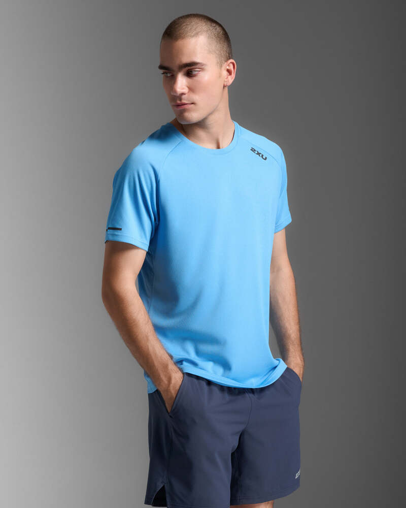 2XU Aero Tee 男士 暢跑輕盈吸濕排汗短袖運動T恤|藍