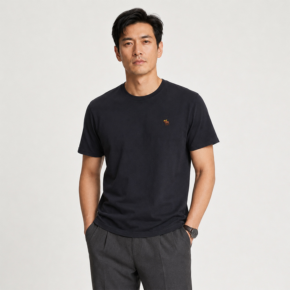 Abercrombie & Fitch A&F 麋鹿 熱銷圓領彩小鹿素面短袖T恤-黑色