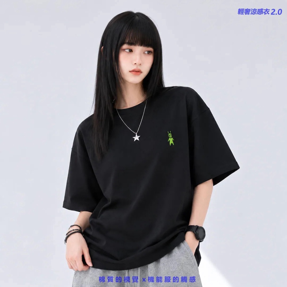 AMERO 愛馬歐 男女同款 短袖圓領T恤 涼感 外星人繡花