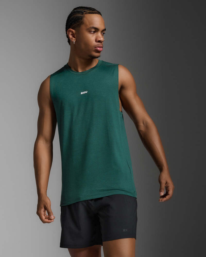 2XU Motion Soft Jersey Tank 男士 挑戰者輕盈乾爽機能訓練背心|森林綠