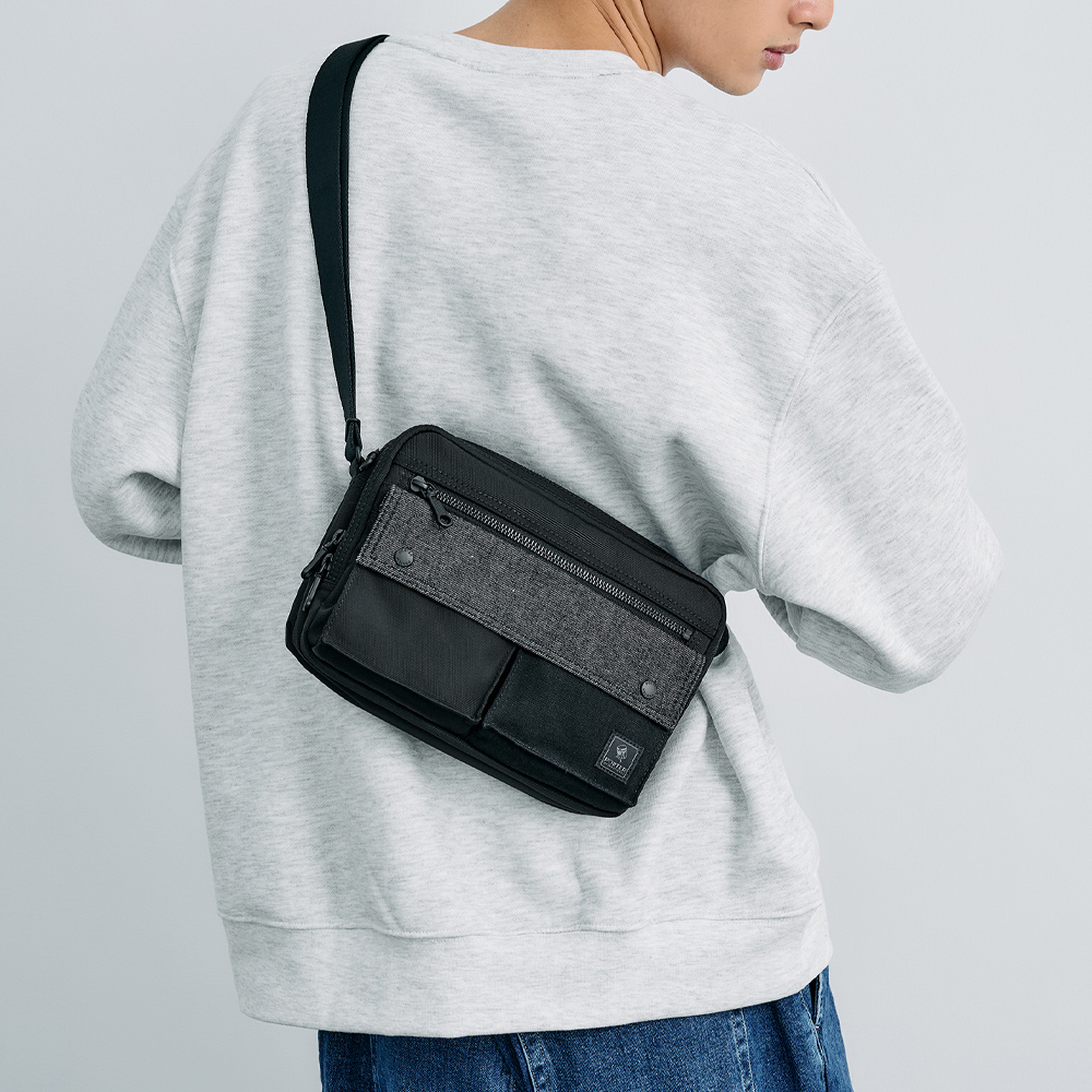 PORTER INTERNATIONAL 牛仔拼接 PATCH WORK系列 雙層斜背包_S (黑色)