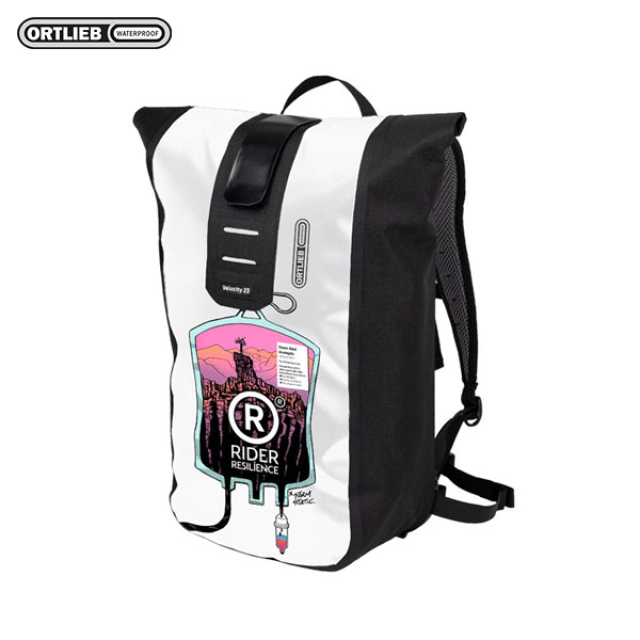 Ortlieb Velocity Design 23L 防水背包 白 黑(騎士韌性) / 設計款郵差風造型防水背包