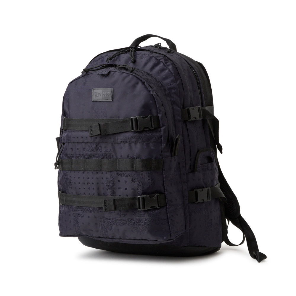NEW ERA 男女 後背包 日版 CARRIER PACK 200D JAQ PAISLEY 海軍藍 NE14954518