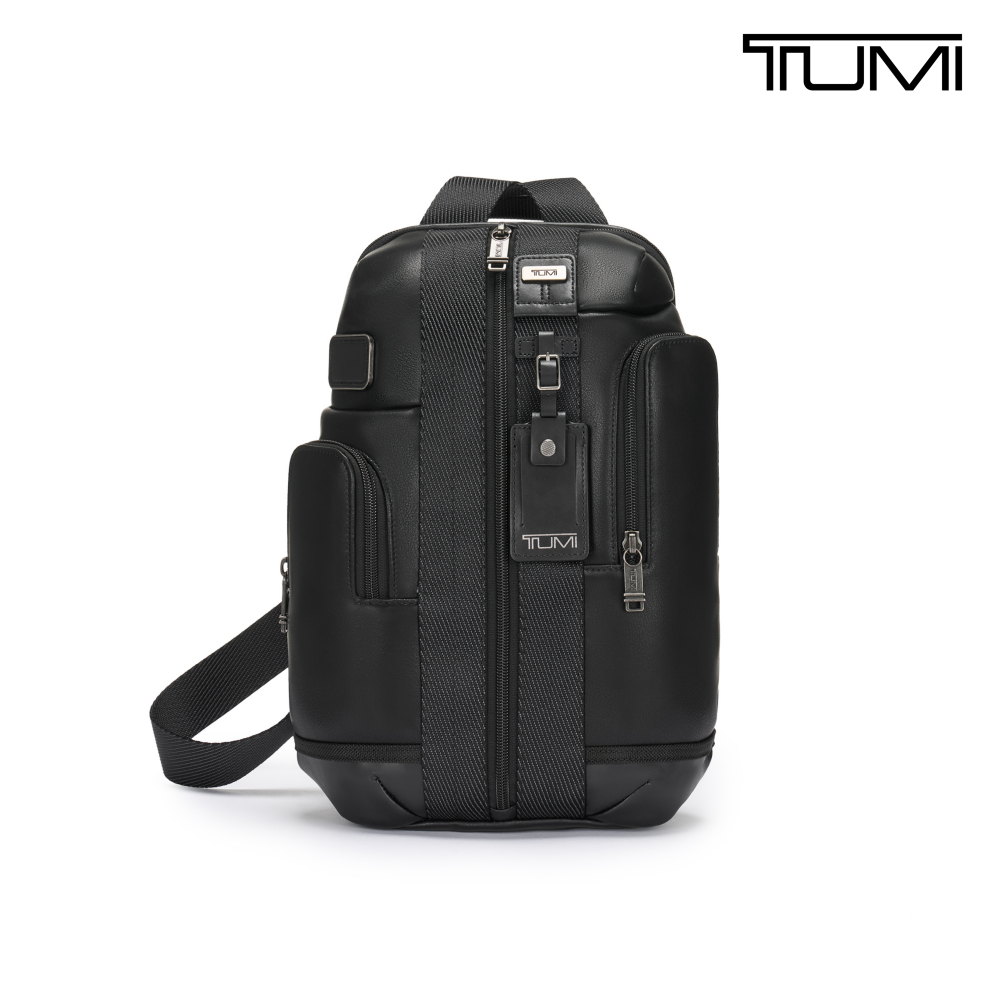 TUMI DFO Fremont Higgins 皮革胸包 - 黑