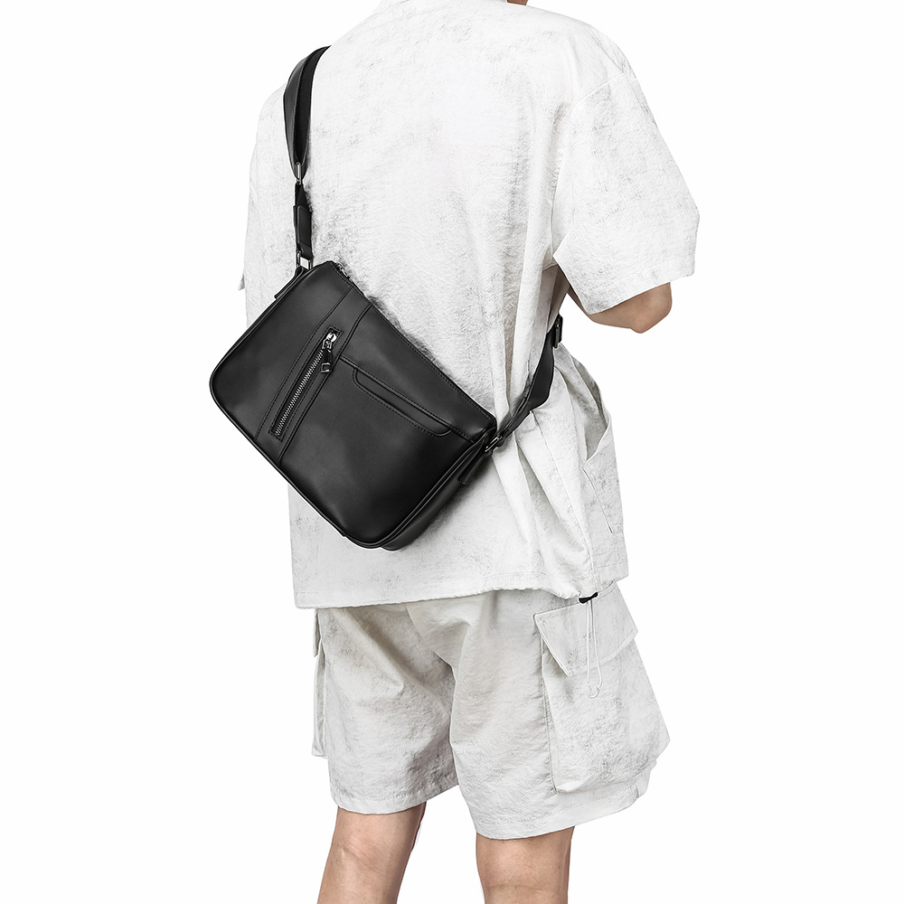 NEW MAN 男士復古人工皮革學生包機車通勤包