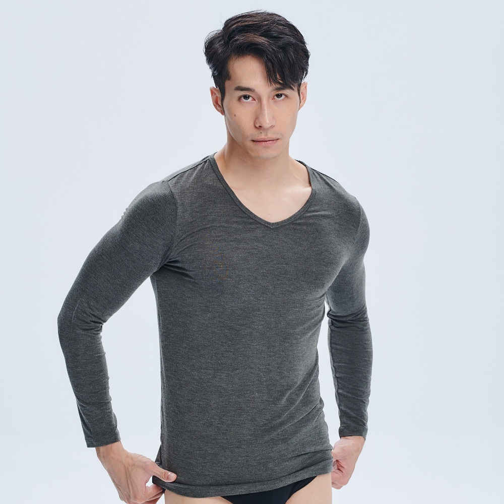 棉花共和國 HEATPLUS肌暖男V領發熱衣 M/L/XL (發熱纖維、布料輕薄、伸展性佳)