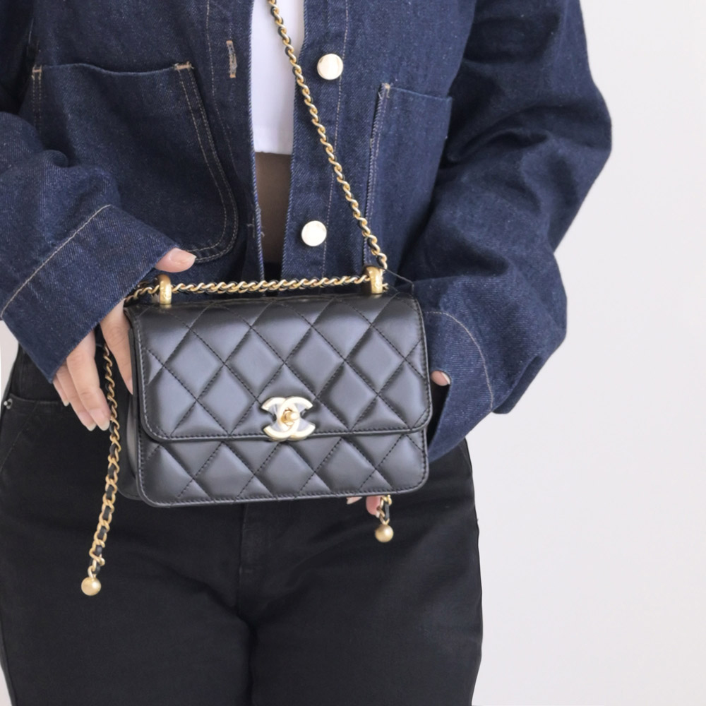 CHANEL 香奈兒 Mini Flap Bag 菱格小牛皮調節款翻蓋肩/斜背鍊包.黑 19cm