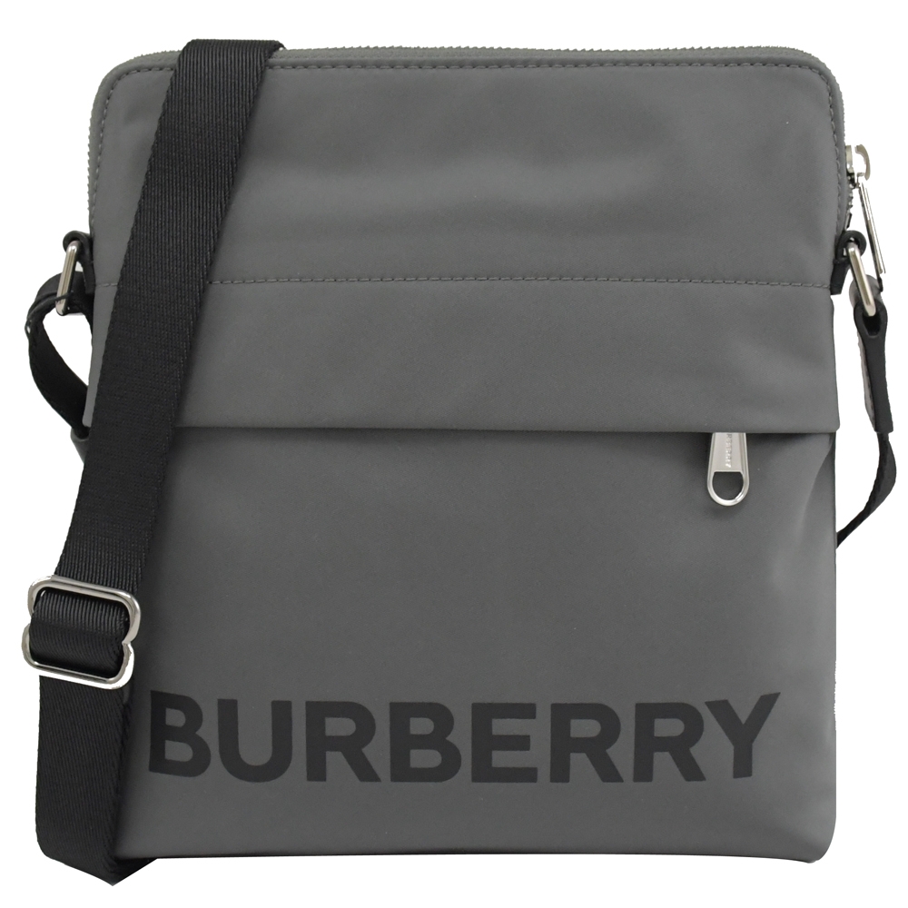 BURBERRY 巴寶莉 燙印LOGO中性風拉鍊斜背扁包.灰
