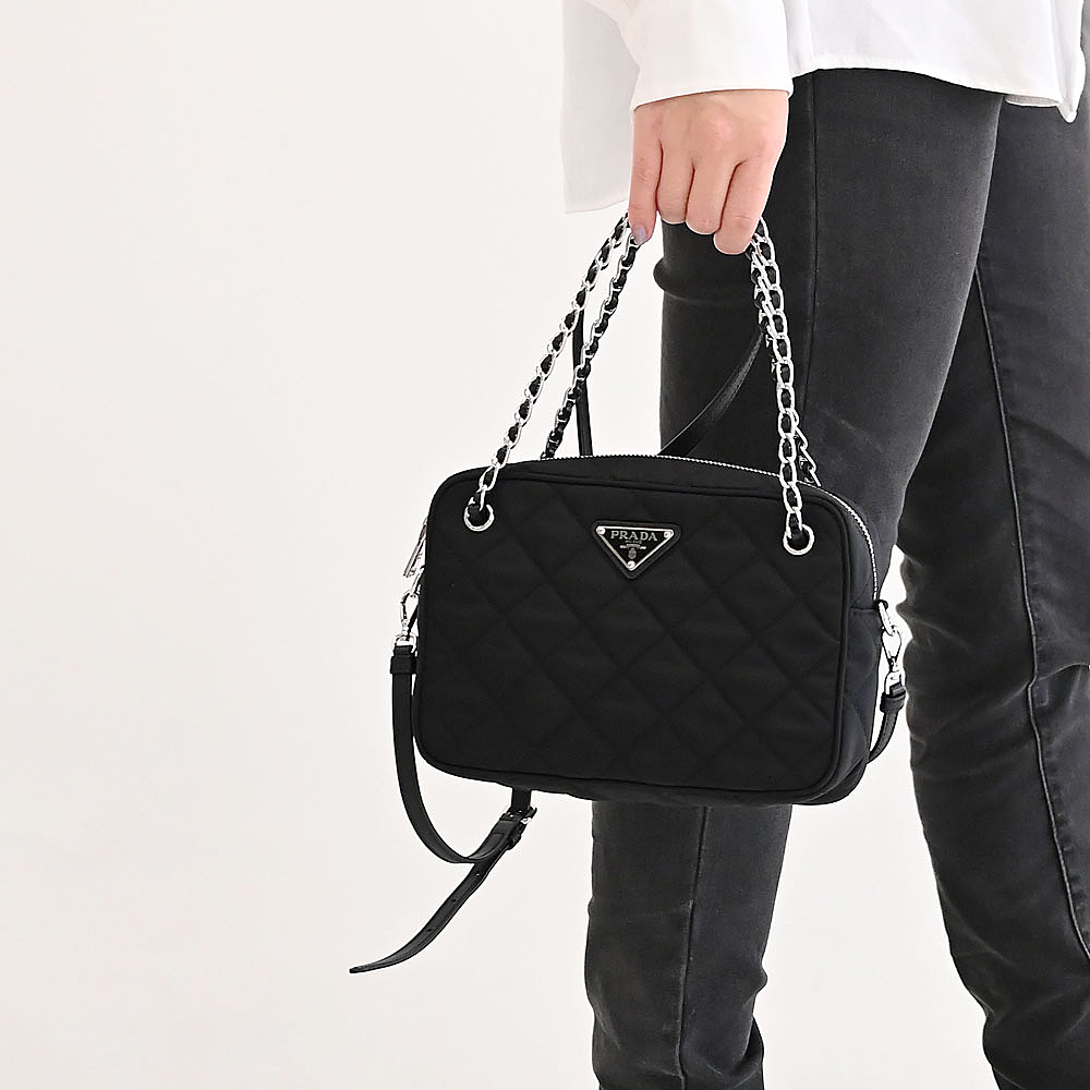 PRADA 普拉達 三角LOGO菱格帆布手提兩用方包.黑