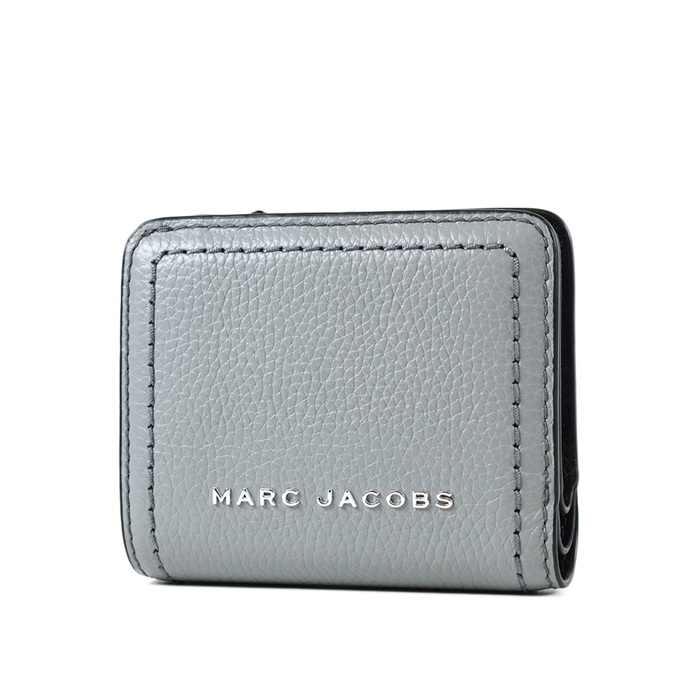 MARC JACOBS 荔枝紋牛皮對開釦式短夾-岩灰【全新展示品】