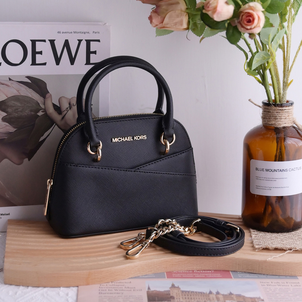 Michael Kors JET SET TRAVEL 迷你兩用貝殼包.黑