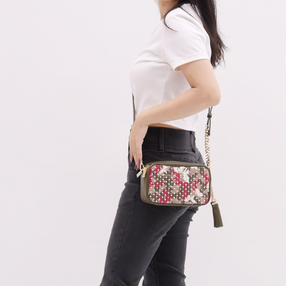 Michael Kors CROSSBODIES 蝴蝶鉚釘雙層相機包.綠