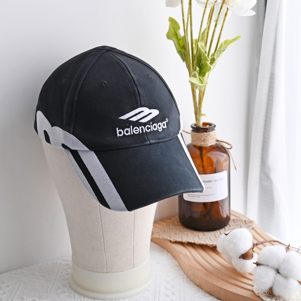 BALENCIAGA 巴黎世家 3B SPORTS 電繡LOGO棒球帽.黑