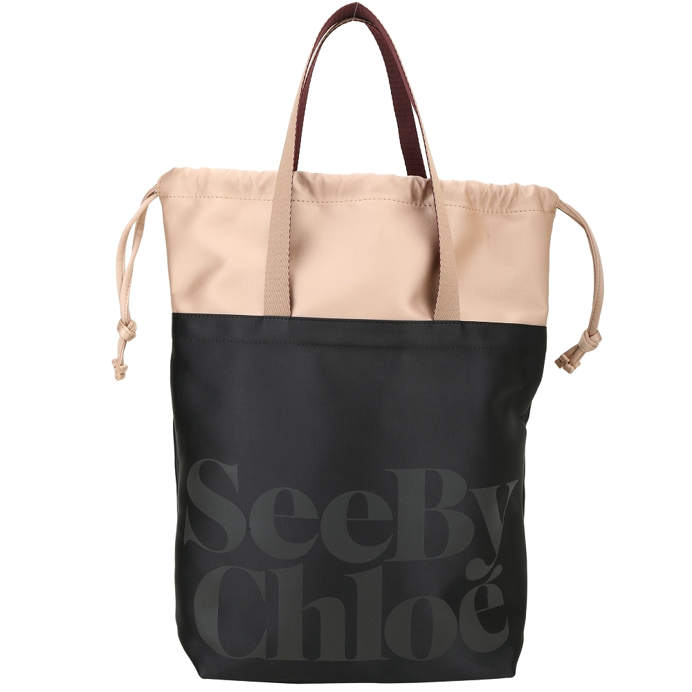 See by Chloe Essential 印花字母緞布肩背束口托特包(黑色)