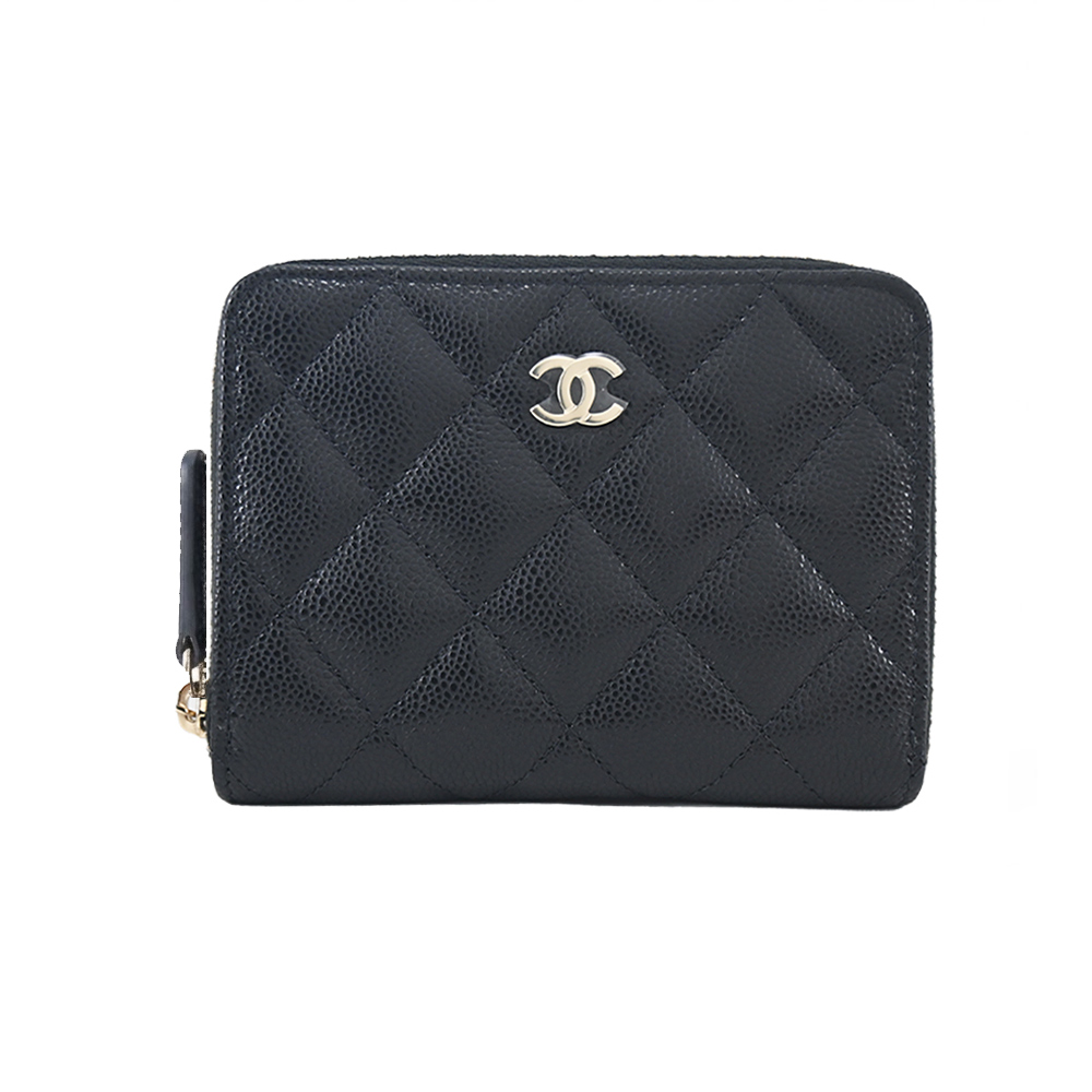 CHANEL 香奈兒 經典雙C LOGO菱格紋牛皮拉鍊對開短夾(黑色)