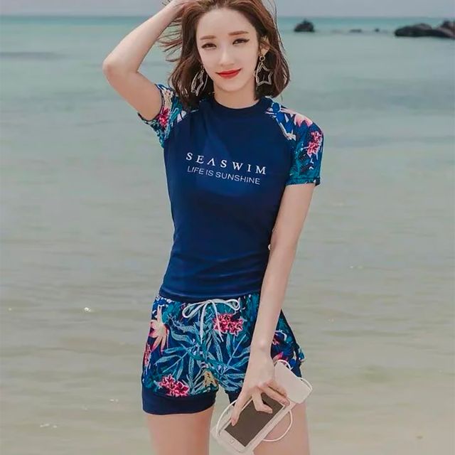 【 BIKINI】三色修身短袖泳裝泳衣 (M-3XL) -785