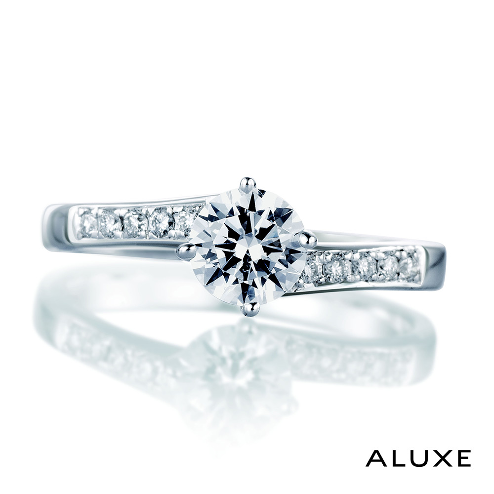 ALUXE 亞立詩 0.50克拉 FVS2 18K金 求婚鑽戒 RS2644
