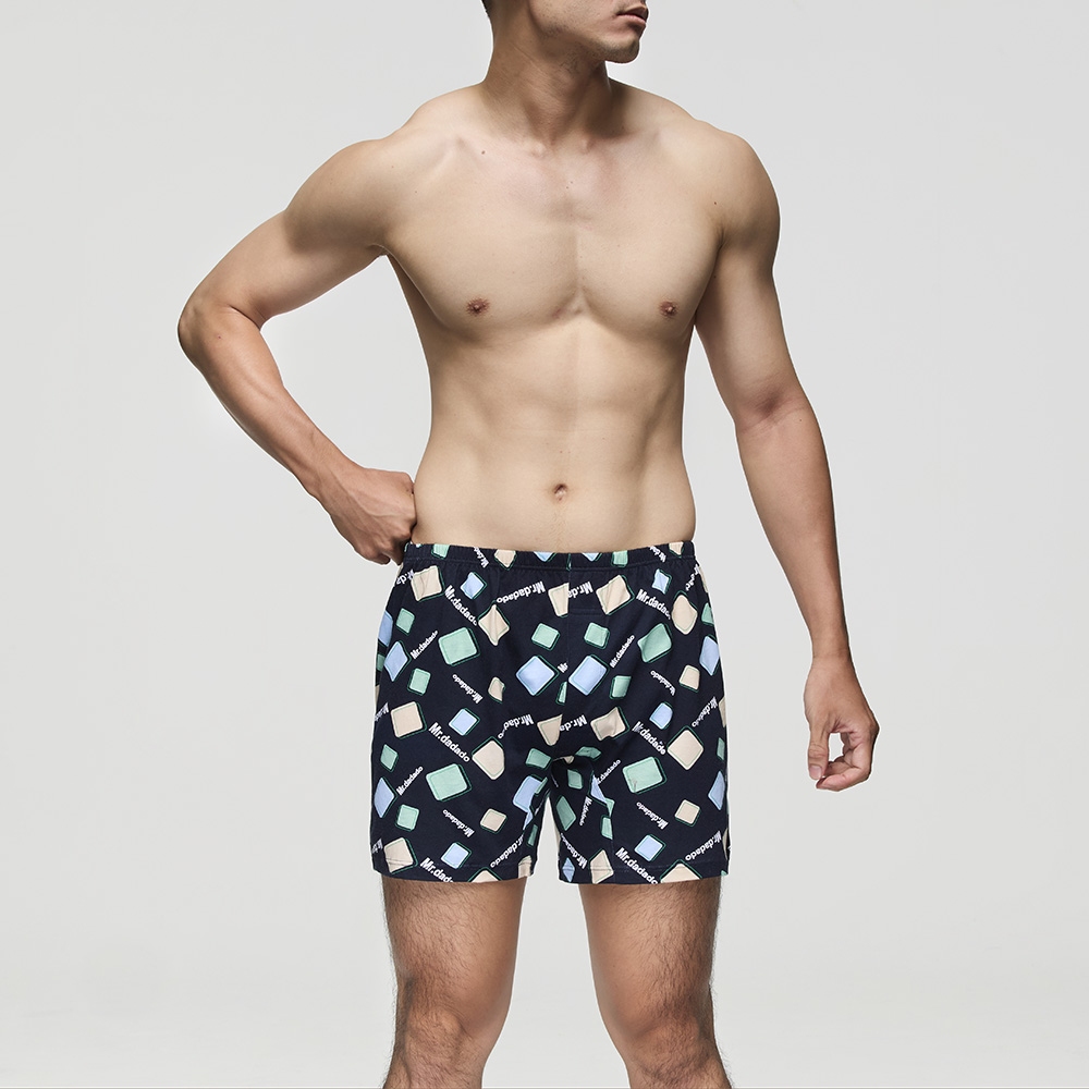 Mr.DADADO 跳躍方格 M-3L印花四角男內褲(藍黑) 天然絲光棉-吸濕排汗-GHQ518BK