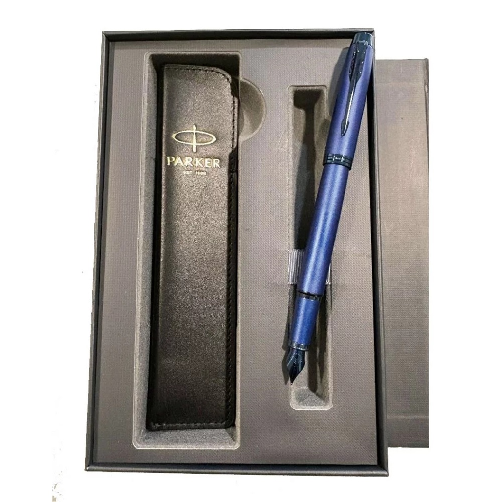 PARKER 派克 PARKER 派克 IM金屬系列電光藍鋼筆 真皮筆套禮盒