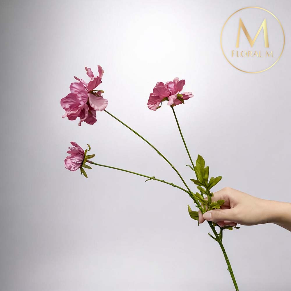 FLORAL M 花藝 夏日森系小雛菊戴安娜粉仿真花花材（1入組）仿真花 人造花 假花 裝飾花 花藝材料 居家擺設 仿真花束 乾燥花替代 不凋謝花 高擬真花 插花材料 攝影道具 商業佈置 室內裝飾 花藝設計