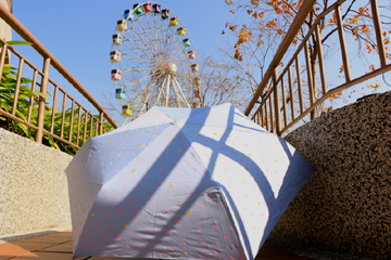 好雅STR-3F47-UH-NY(藍底粉星)*舒亦媚三折閃亮星星抗UV超潑水超輕防曬塗膠遮陽晴雨傘