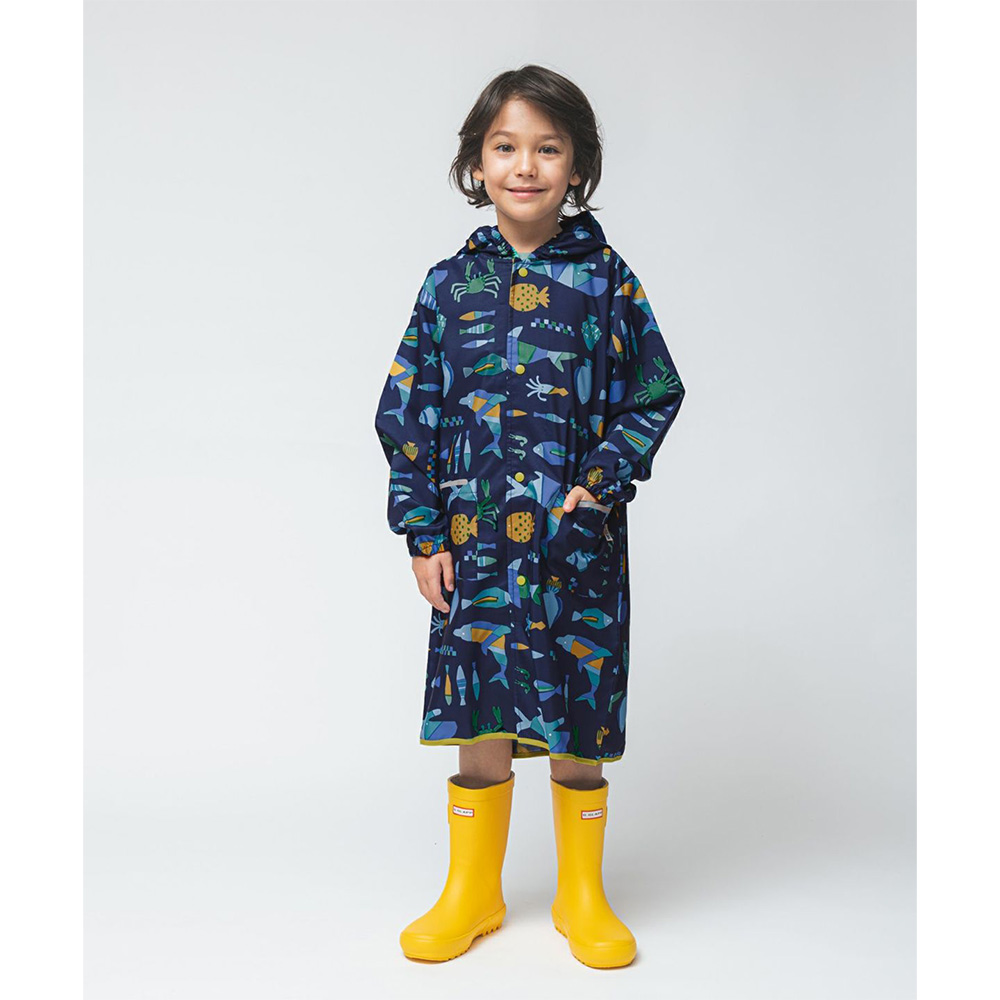 W.P.C. 日本Wpc. 湛藍世界M 空氣感兒童雨衣/防水外套 附收納袋(95-120cm)