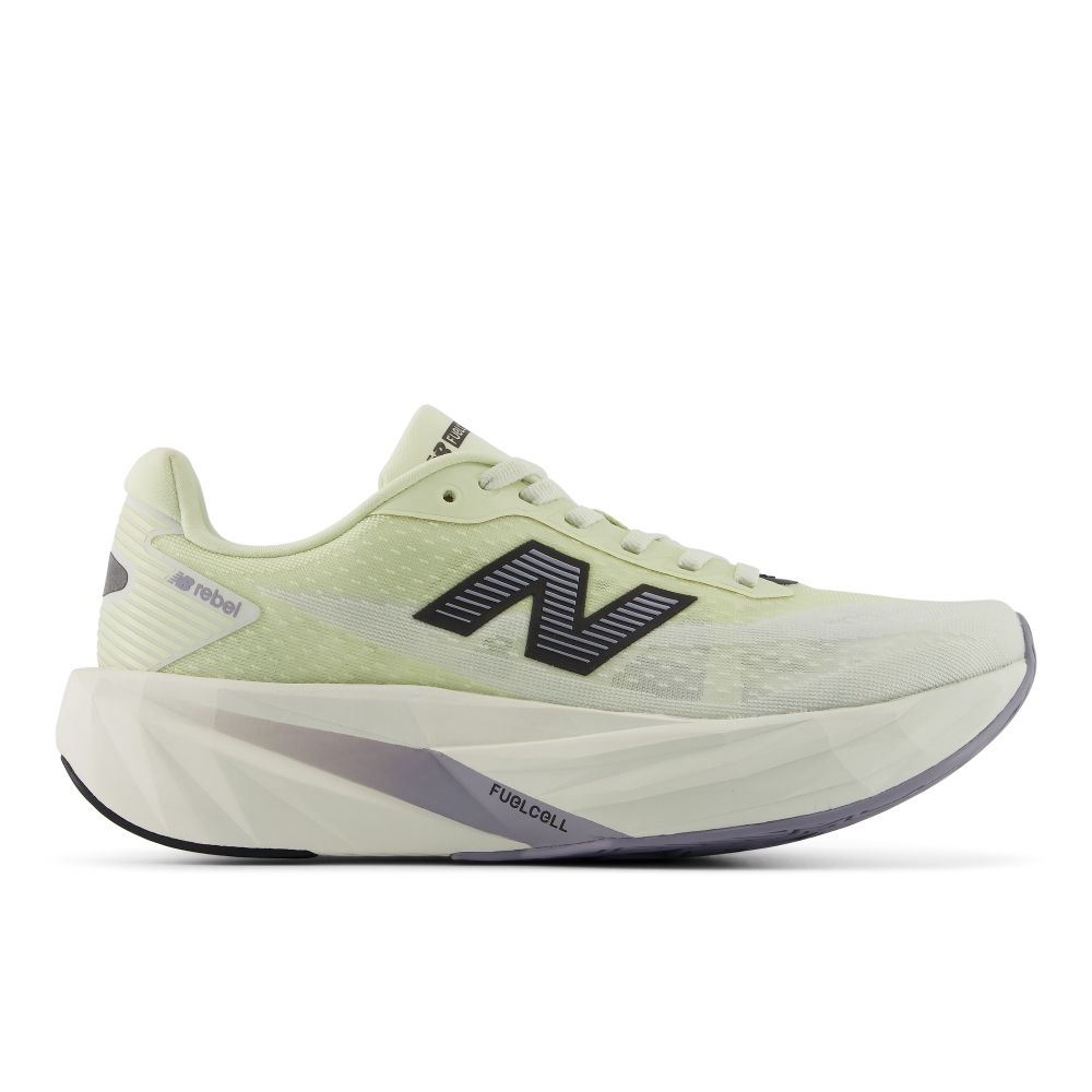 New Balance 紐巴倫 Fuelcell Rebel V5 透氣 厚底 慢跑鞋 女性 淺綠 D楦 WFCX8UV