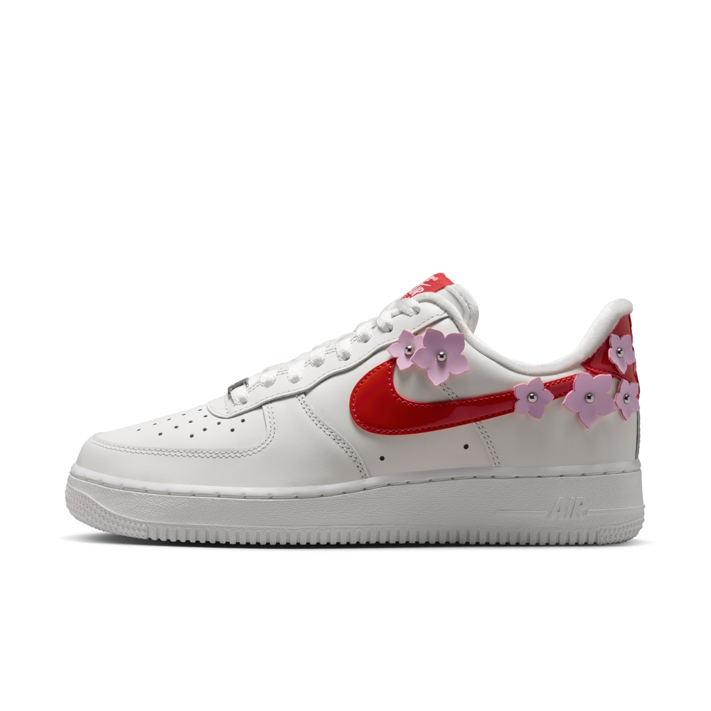 NIKE 耐吉 W AIR FORCE 1 07 女 休閒鞋 IR8637101