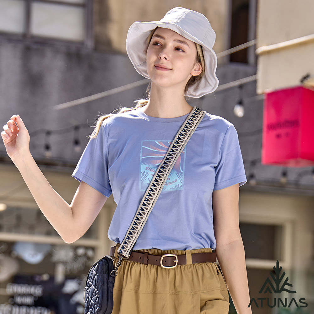 ATUNAS 歐都納 女款吸濕排汗短袖T恤A2TS2607W灰藍/防曬透氣/棉感圖T/大尺碼