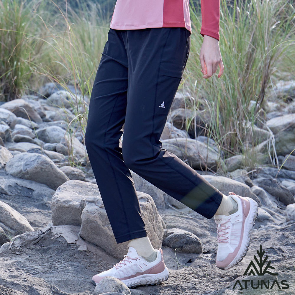 ATUNAS 歐都納 女款輕彈健步褲A1PA2604W黑/休閒透氣長褲/彈性登山褲/大尺碼