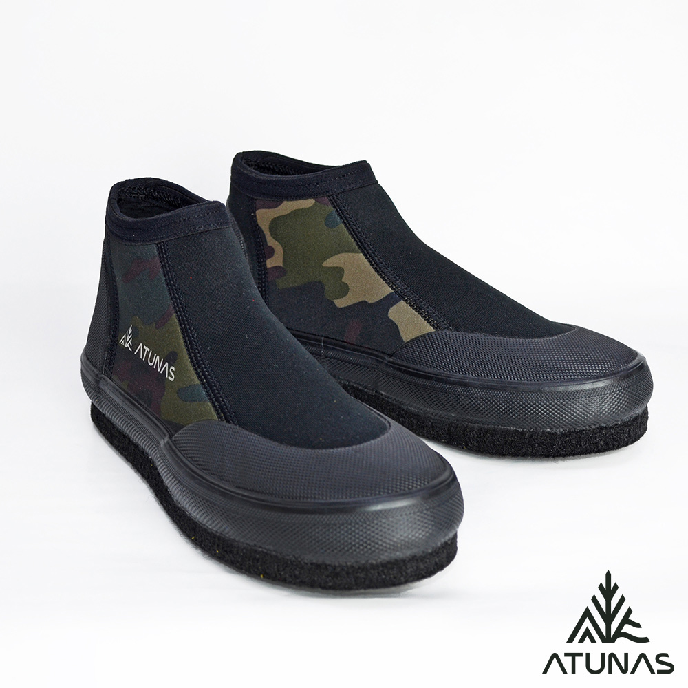 ATUNAS 歐都納 短筒溯溪毛氈防滑鞋/菜瓜布鞋/溯溪鞋A1GCGZ11N黑強烈迷彩