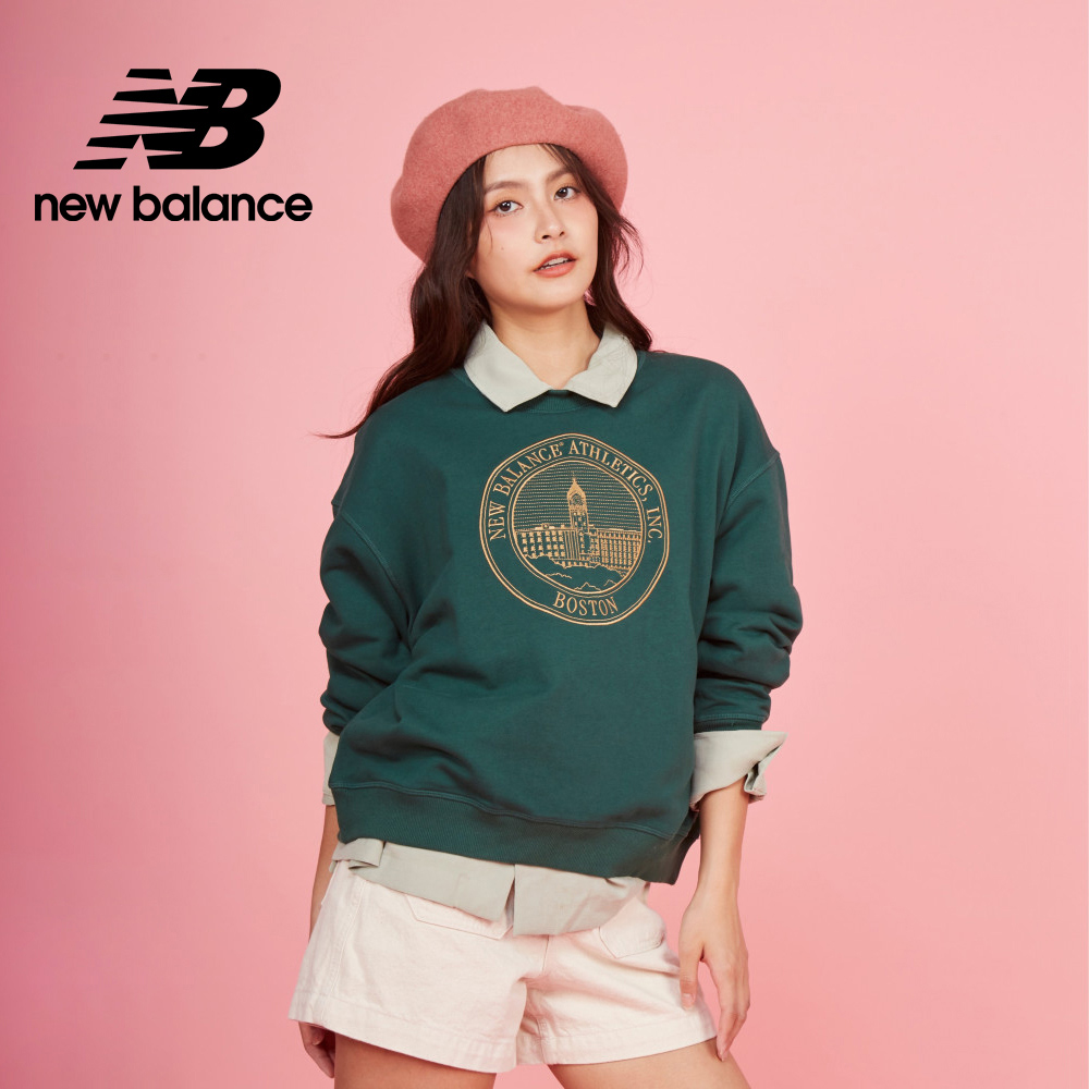 New Balance 紐巴倫 【New Balance】刺繡學院風長袖上衣_女性_綠色_WT43553NWG