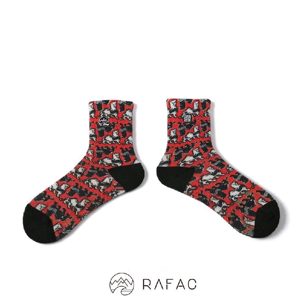 RAFAC 故宮聯名 咖啡紗機能動動童襪_玉辟邪_吉祥紅