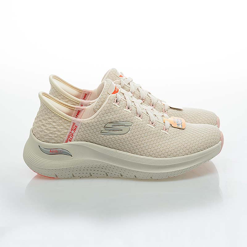 SKECHERS 斯凱奇 女鞋 ARCH FIT 2.0 瞬穿舒適科技 運動鞋 休閒鞋 150322NTMT