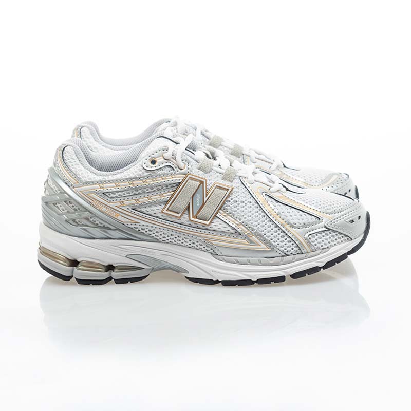 New Balance 紐巴倫 男女鞋 1906R 復古休閒鞋 銀白金色 M1906RI-D楦