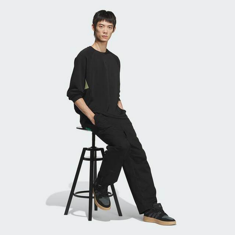 adidas 愛迪達 TH RAIN CREW 圓領套頭衫 男 黑色-JI8671