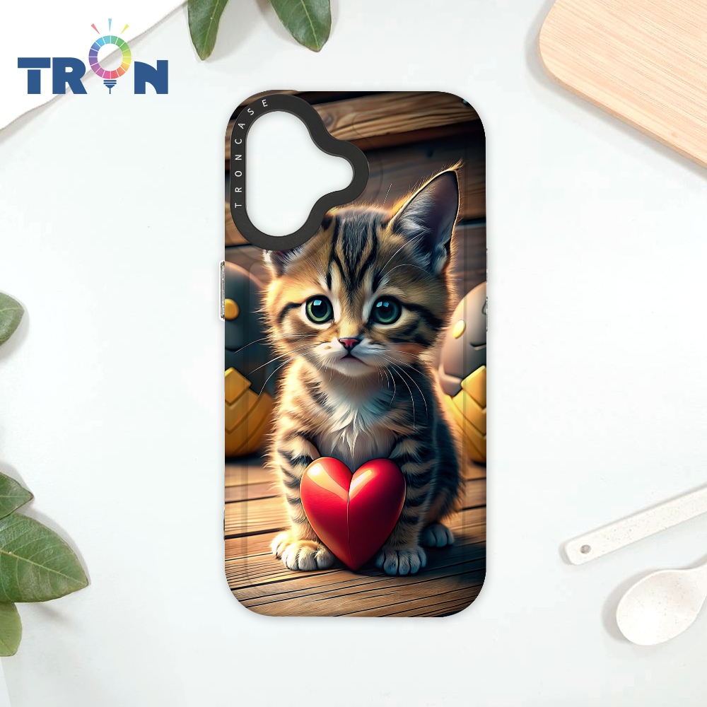 TRON IPhone 16 懷抱著愛心的動物 太空殼 透黑款 手機殼